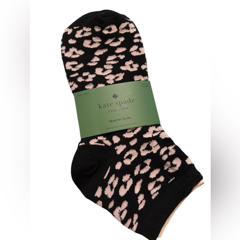 kate spade Black and Light Pink Leopard Quarter Socks NWT